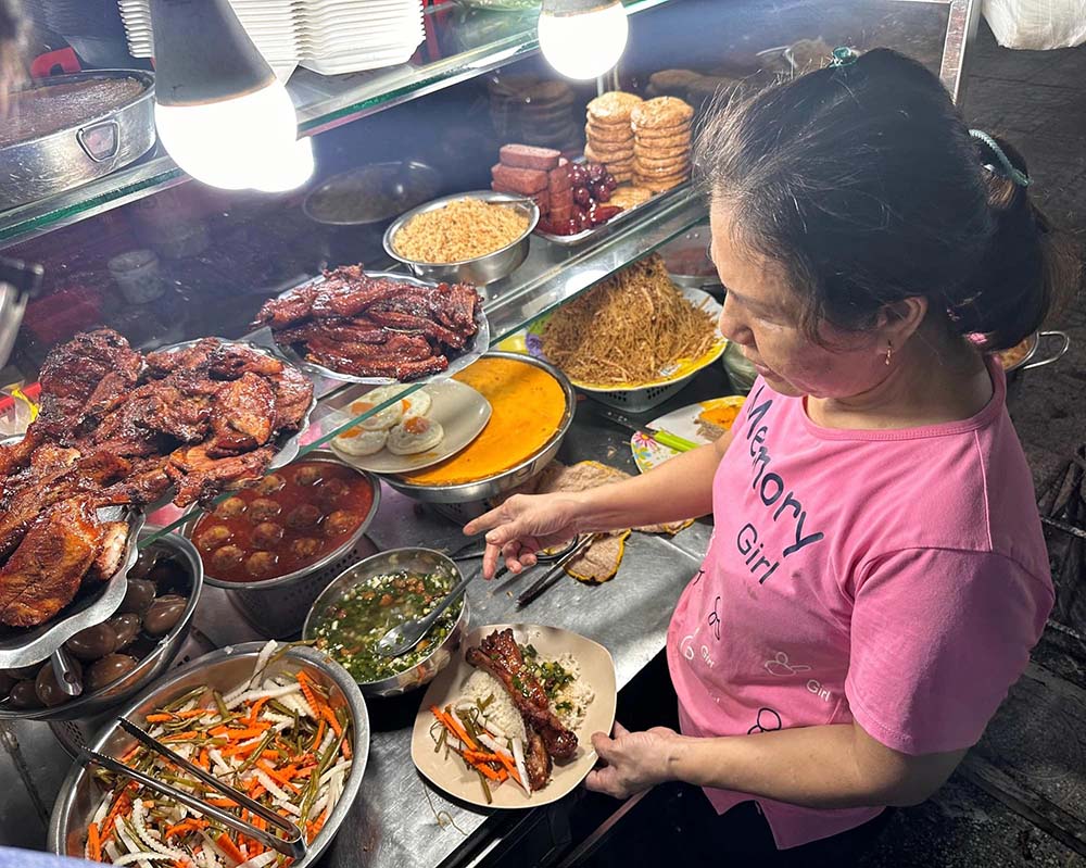 Tan Dinh Night Market - Top Street Food Walks in Ho Chi Minh City
